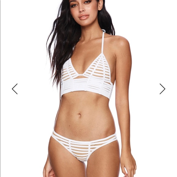 NWT Beach Bunny Triangle Top - Picture 3 of 5